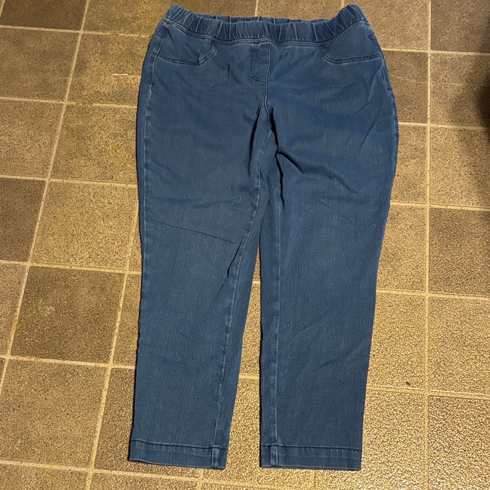 Women’s size 16W Kim Rogers Dark Blue Ankle Jeans